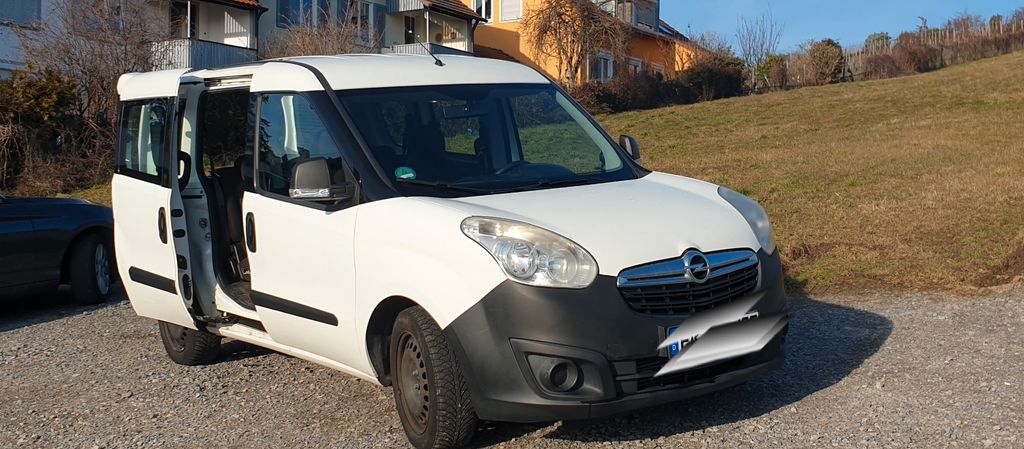 Opel Combo 156.000 km 4.950 &euro; Stuttgart 70327