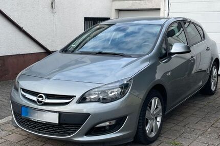 Opel Astra 80.000 km 7.600 € Bickenbach 64404
