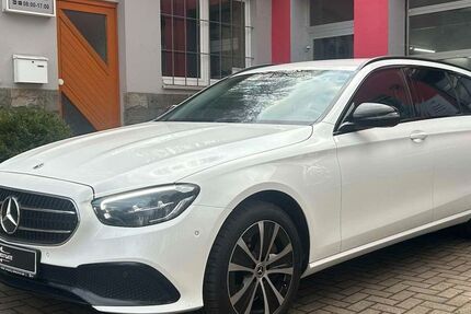 Mercedes-Benz E 300 122.700 km 25.490 &euro; Arzberg 95659
