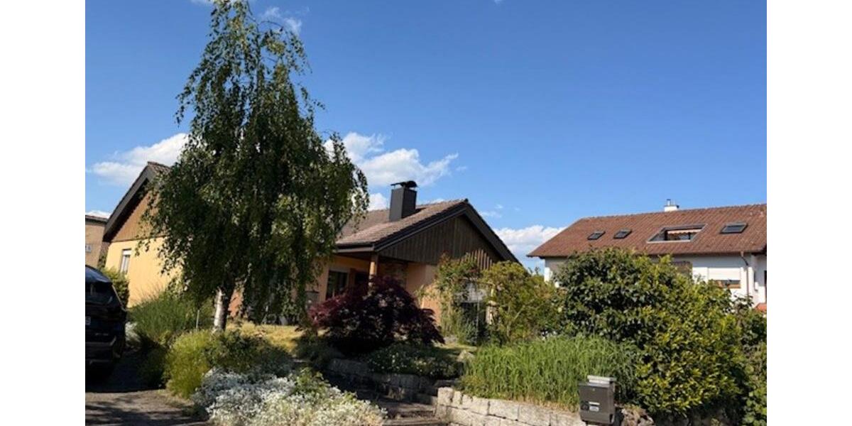 Bungalow mit Seele - Raum zum Leben, Platz zum Atmen 4.5 zimmer