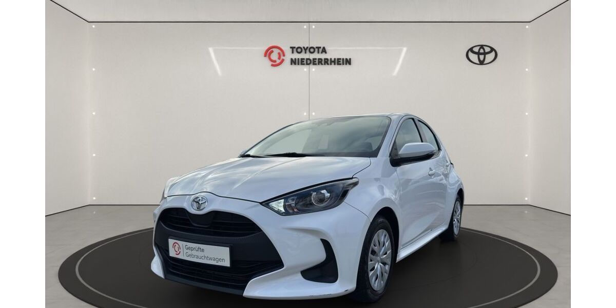 Toyota Yaris 30.200 km 13.785 &euro; Krefeld 47809