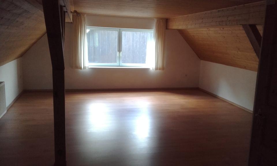 Einfamilienhaus Krauschwitz i. d. O.L. - 6 Zimmer, 160 m&sup2;, 180.000&euro; | Angebot:27081980