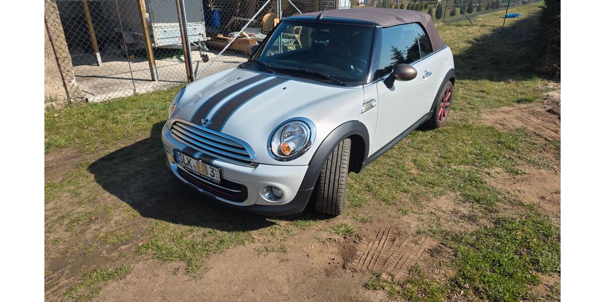 Mini Cooper Cabrio 124.900 km 7.500 &euro; Sachsendorf 39240