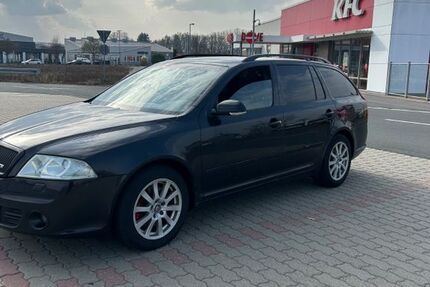 Skoda Octavia 246.000 km 2.800 &euro; Schwarzenbach Saale 95126