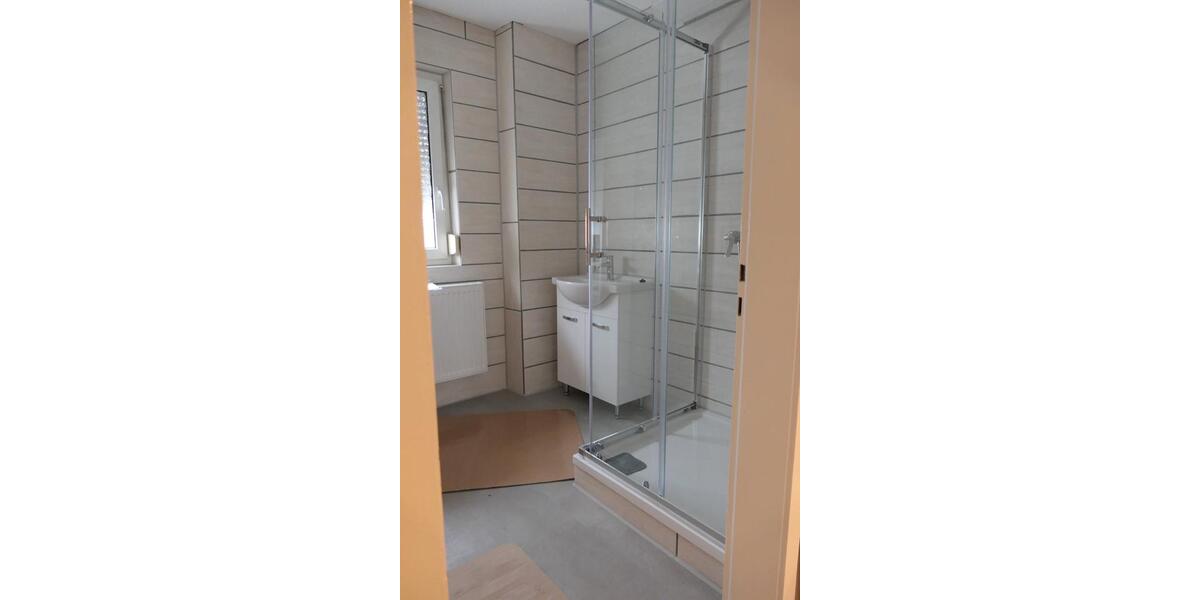 Erdgeschoßwohnung Münsingen - 3 Zimmer, 80 m&sup2;, 850&euro; | Angebot:26153650