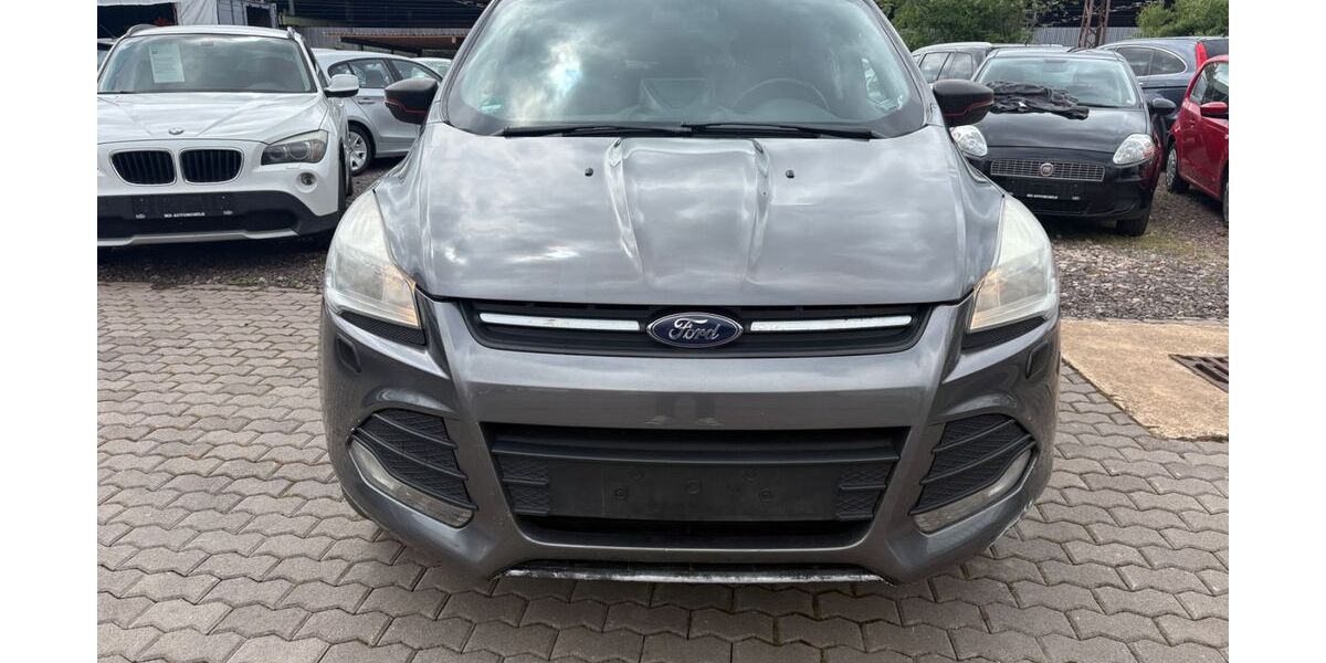 Ford Kuga 164.000 km 3.950 &euro; Saarlouis 66740