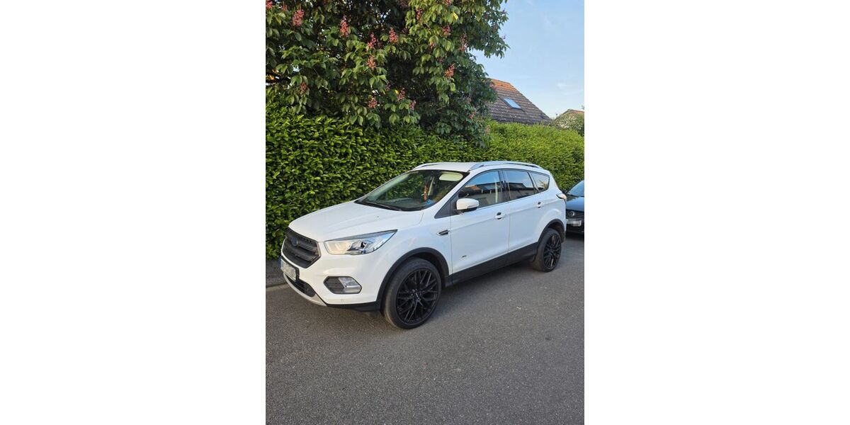 Ford Kuga 86.729 km 15.700 &euro; Taunusstein 65232