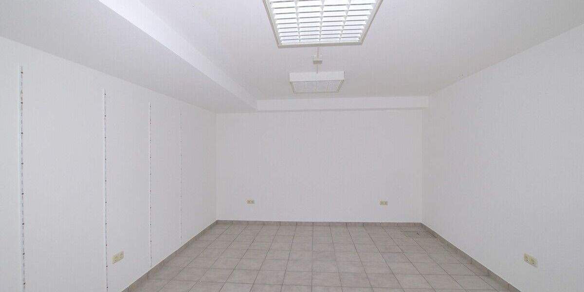 Doppelhaushälfte Lupburg - 4 Zimmer, 170 m&sup2;, 1.440&euro; | Angebot:25390918