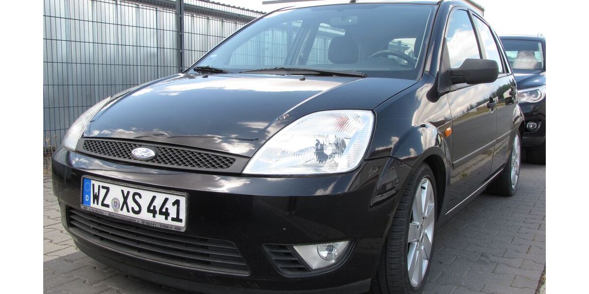 Ford Fiesta 171.800 km 2.850 &euro; Hüttenberg 35625