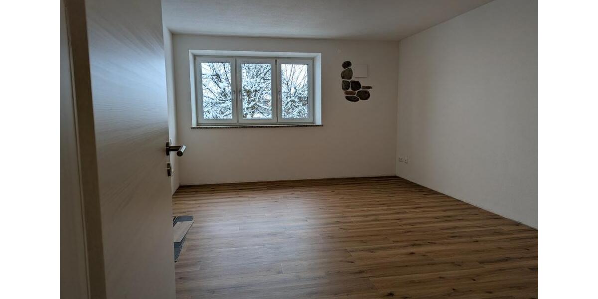 Etagenwohnung Marktoberdorf - 3 Zimmer, 102 m&sup2;, 1.524&euro; | Angebot:25842108
