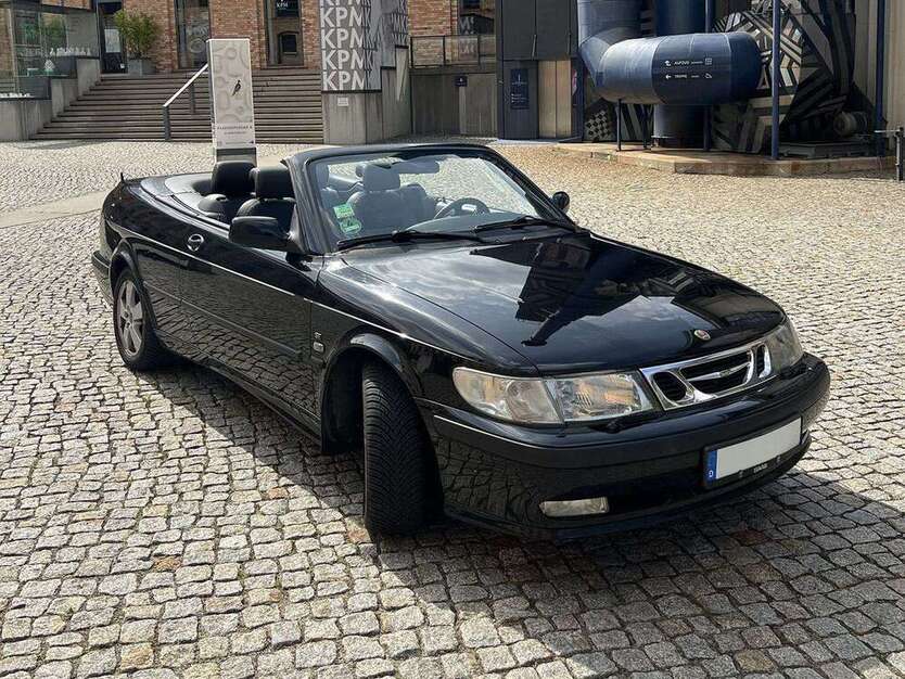 Saab 9-3 195.000 km 17.000 € Berlin 10997