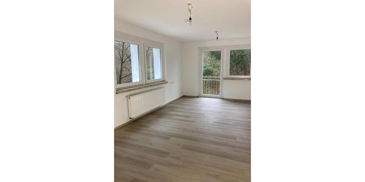 Etagenwohnung Vlotho - 3 Zimmer, 92 m&sup2;, 610&euro; | Angebot:25547516
