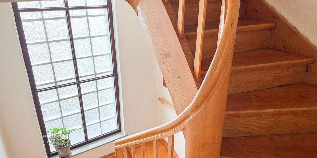 Mehrfamilienhaus, Wohnhaus Kaufungen Oberkaufungen - 7 Zimmer, 169 m&sup2;, 380.000&euro; | Angebot:26204042