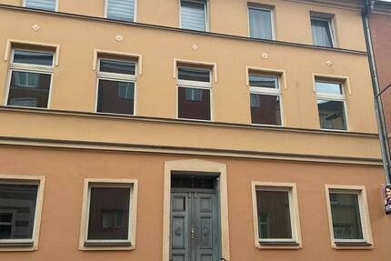 Wohnung Schwerin - 1 Zimmer, 38 m&sup2;, 380&euro; | Angebot:25538360