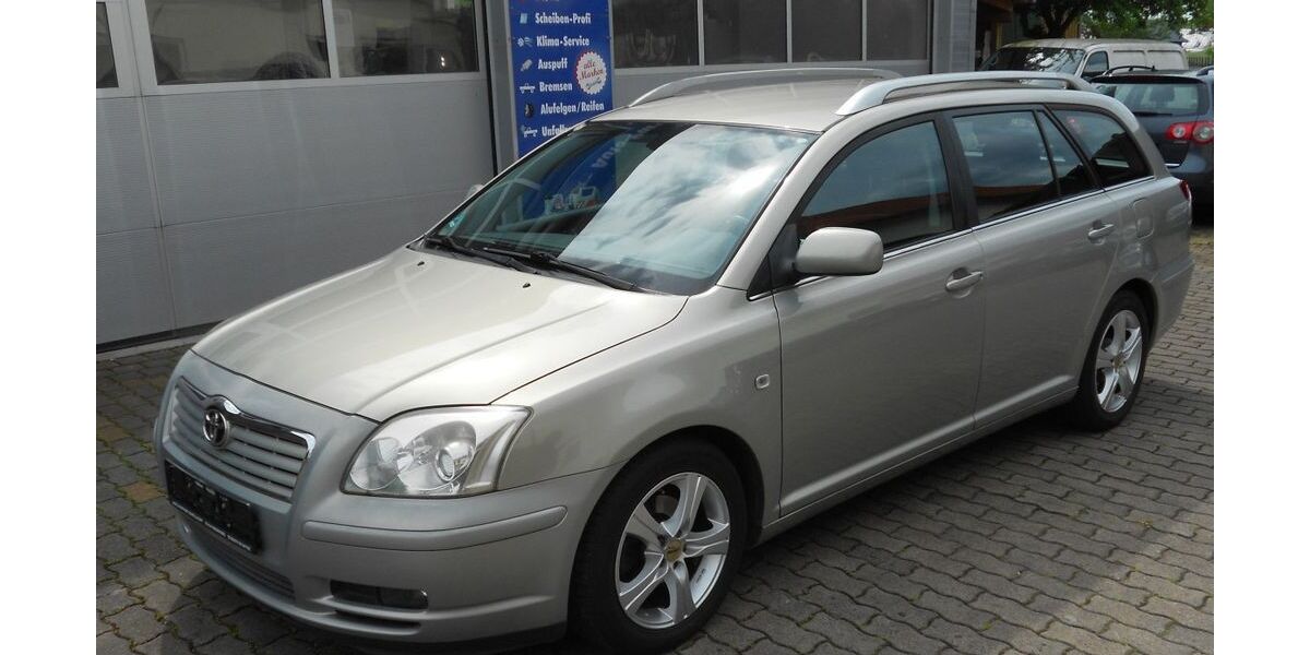 Toyota Avensis 190.000 km 3.350 &euro; Bodensee bei Göttingen 37434
