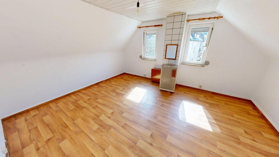 Doppelhaushälfte Stuttgart Feuerbach - 6 Zimmer, 149 m&sup2;, 499.000&euro; | Angebot:25968249