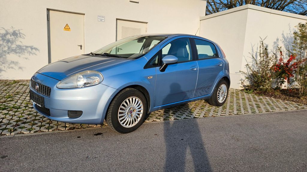 Fiat Punto 146.976 km 2.400 &euro; Ingolstadt 85053