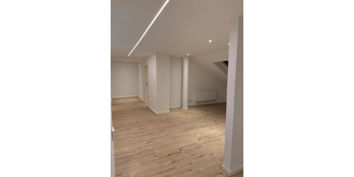 Dachgeschoßwohnung Treuchtlingen - 3 Zimmer, 70 m&sup2;, 700&euro; | Angebot:25271570