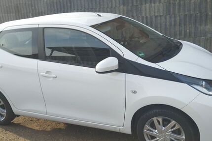 Toyota Aygo (X) 118.814 km 4.900 &euro; Langerwehe 52379