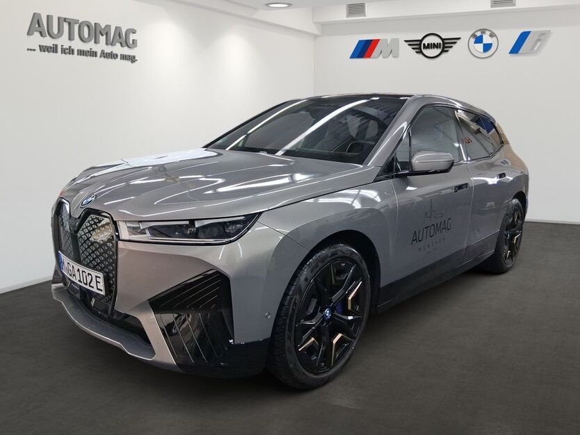 BMW iX 34.900 km 74.950 € München 81827