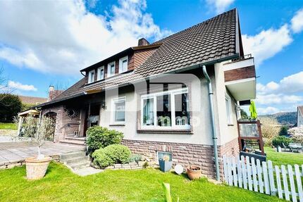 Umfangreich saniertes Ein- bis Zweifamilienhaus in idyllischer Ortsrandlage - Haus Bodenfelde | Angebot:27230379