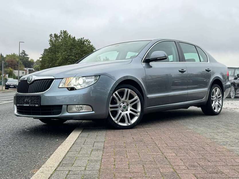 Skoda Superb 157.000 km 6.800 € Bad Homburg 61350
