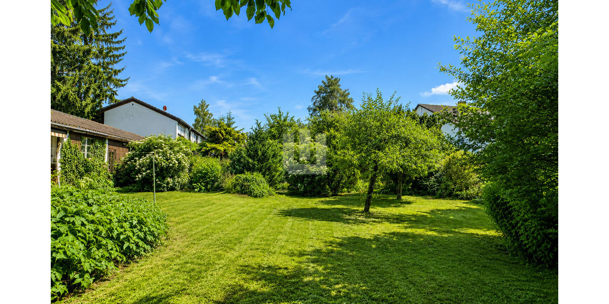 WINDISCH - Traumgrundstück mit Doppelhaushälfte zur Sanierung oder Neubebauung in ruhiger Lage - Einfamilienhaus Gröbenzell | Angebot:27009043