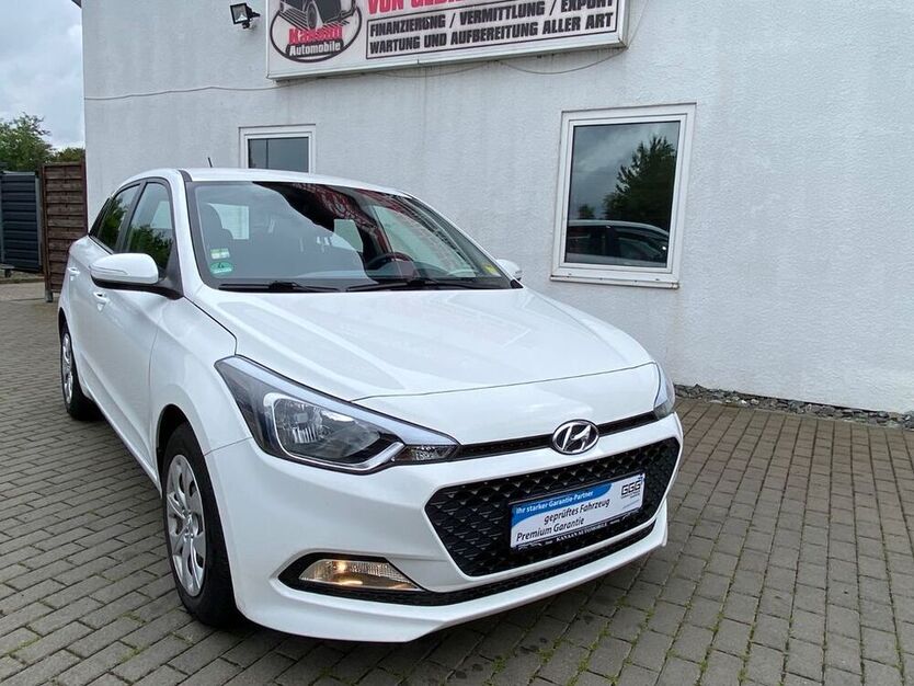 i20