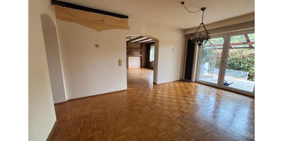 Einfamilienhaus Gelnhausen - 8 Zimmer, 172 m&sup2;, 460.000&euro; | Angebot:26764454