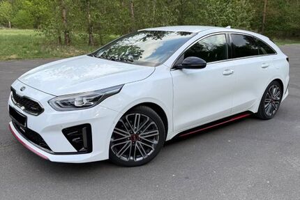 Kia pro ceed / ProCeed 67.628 km 22.900 &euro; Birkenwerder 16547