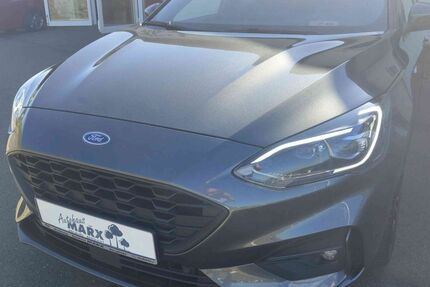 Ford Focus 121.900 km 15.490 € Berglicht 54426