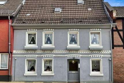 Haus Helmstedt - 7 Zimmer, 146 m&sup2;, 105.000&euro; | Angebot:25548035