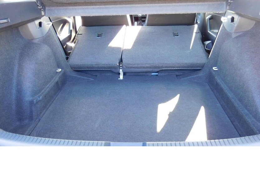 VW Taigo 1.0 TSI BMT Klima Radio ALU 17.000 km 15.990 € Vordorf 38533
