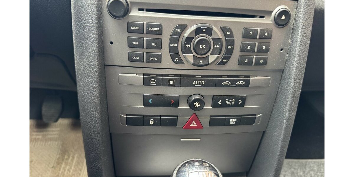 Peugeot 407 1. Hand nur 91tkm Kampfspuren 91.000 km 3.999 &euro; Hamburg 22339