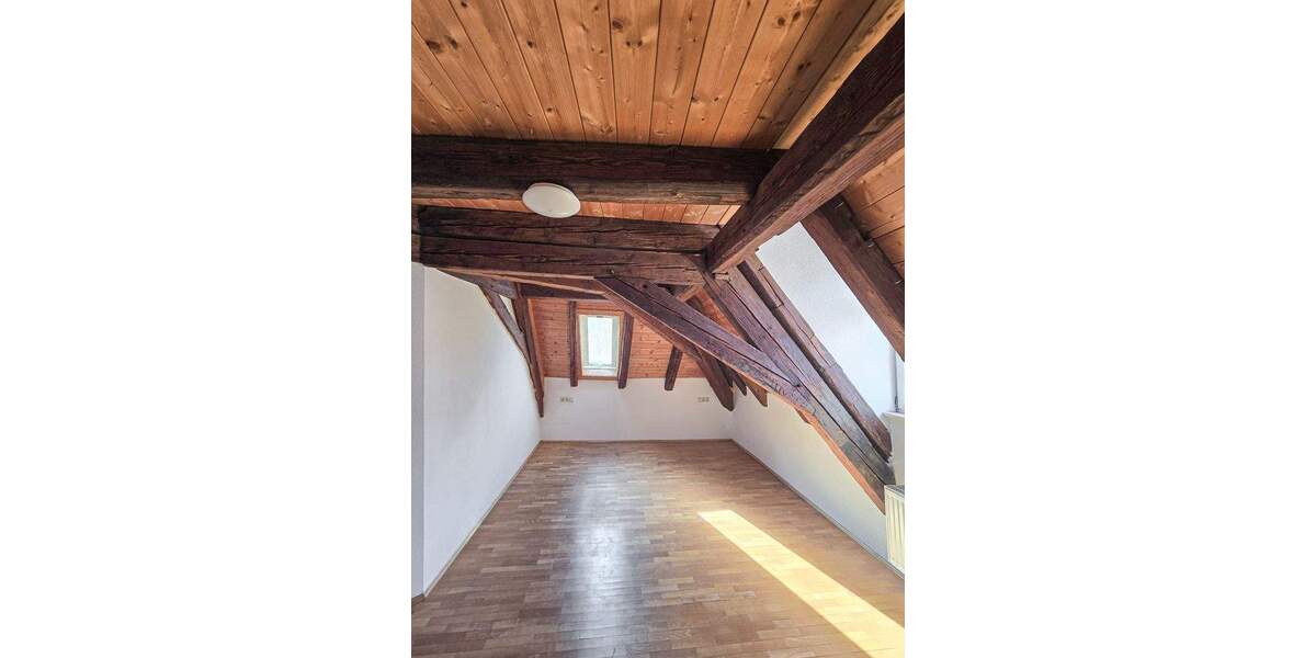 Etagenwohnung Brackenheim - 3 Zimmer, 87 m&sup2;, 260.000&euro; | Angebot:25275347