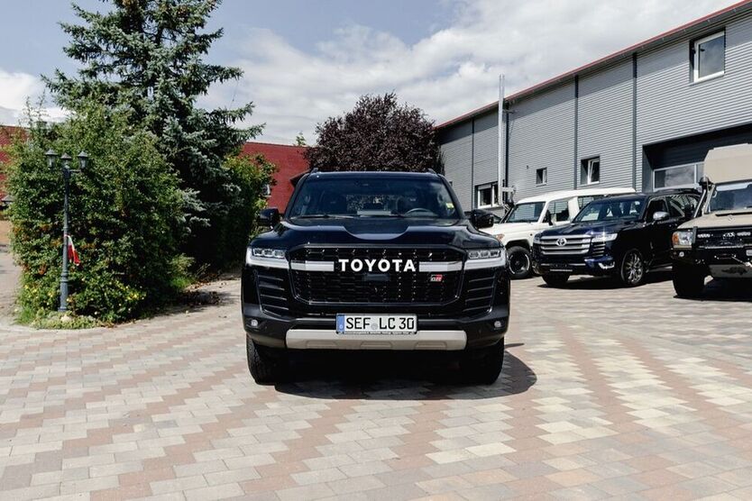 Land Cruiser