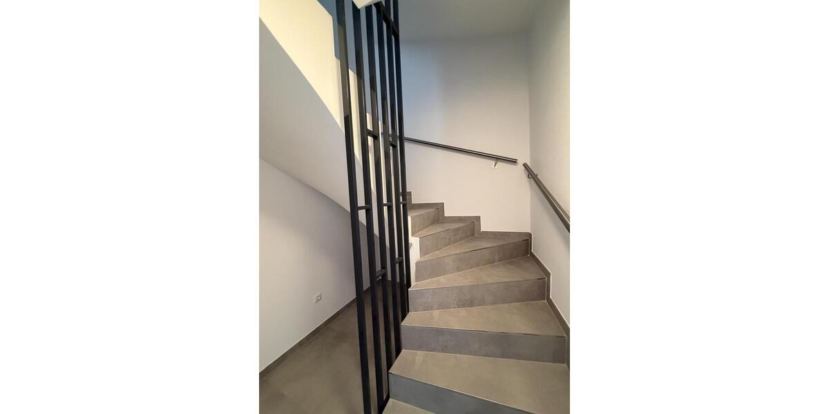 Reihenhaus Offenbach am Main Bieber - 7 Zimmer, 200 m&sup2;, 3.000&euro; | Angebot:24214804