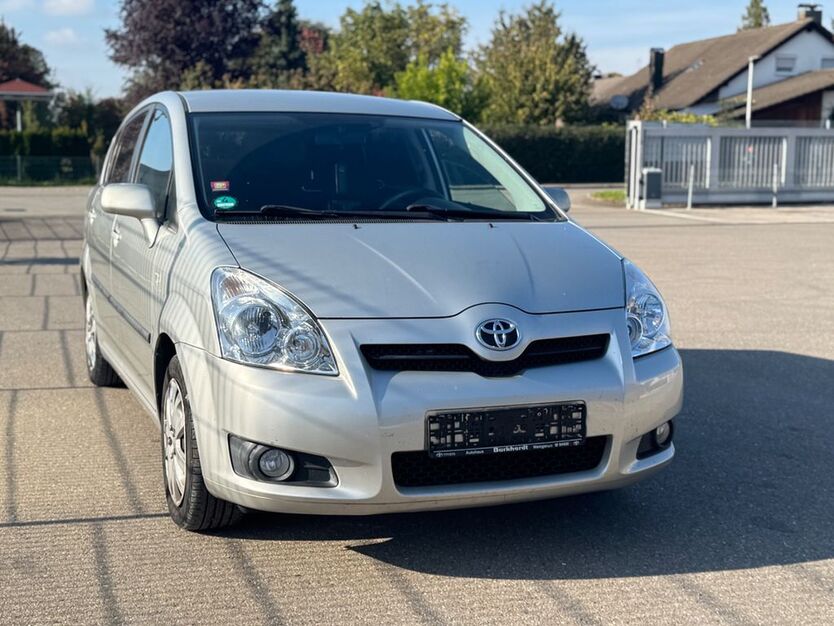 Toyota Corolla Verso 173.000 km 5.999 € Meckenbeuren 88074