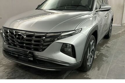 Hyundai TUCSON 51.142 km 27.900 &euro; Berlin 12359