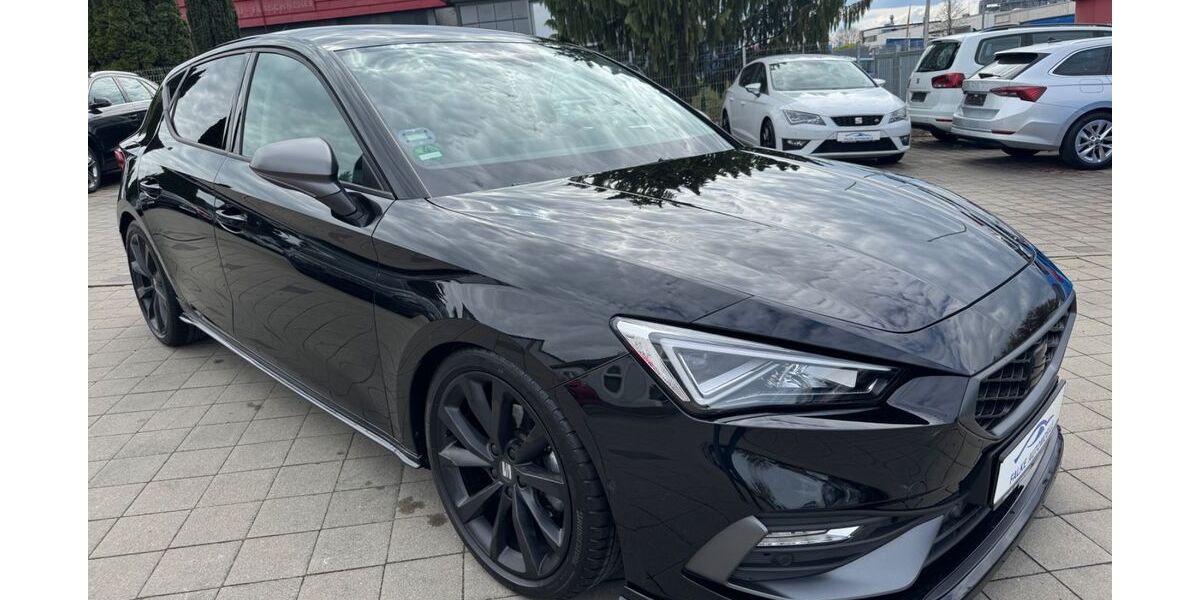 Seat Leon 32.000 km 21.999 &euro; Aalen 73431