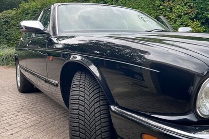 Jaguar XJ 102.000 km 19.000 € Hamburg 22043