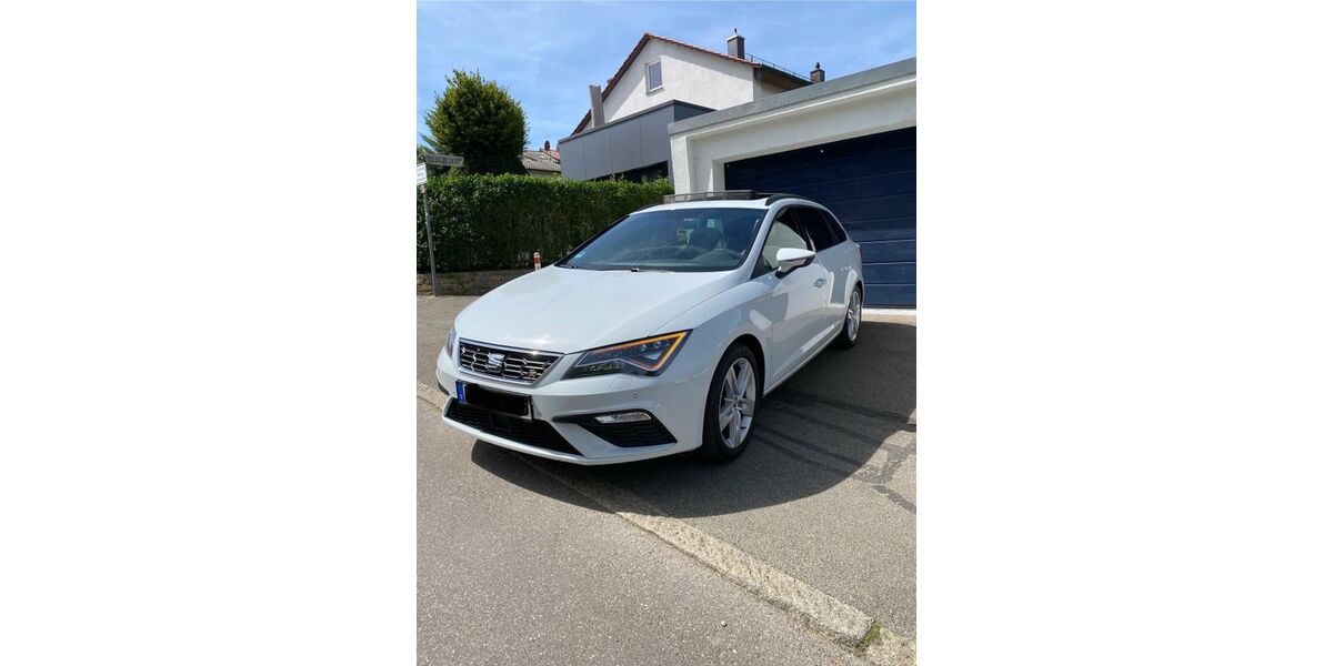 Seat Leon 230.265 km 9.899 &euro; Esslingen 73734
