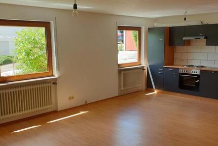 Wohnung Öhringen - 2 Zimmer, 50 m&sup2;, 590&euro; | Angebot:26216359