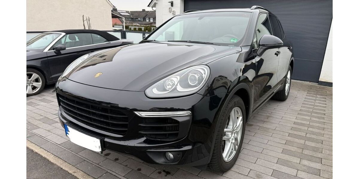 Porsche Cayenne 194.000 km 24.990 &euro; Kassel 34127