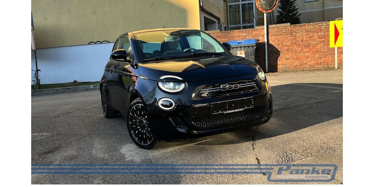 Fiat 500e La Prima By Bocelli 42kWh*Pano*ACC*LED*SHZ 13.910 km 18.990 &euro; Berlin 13187