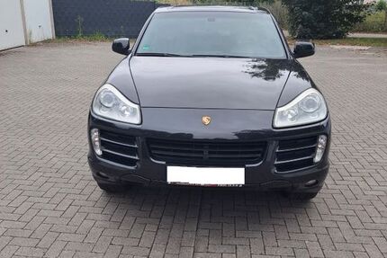 Porsche Cayenne 249.000 km 11.900 € Gelsenkirchen 45899