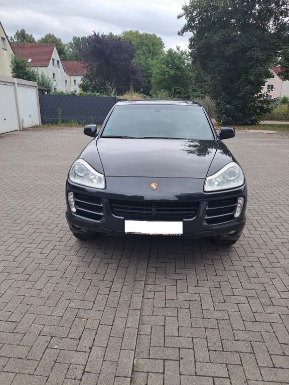 Porsche Cayenne 249.000 km 11.900 € Gelsenkirchen 45899