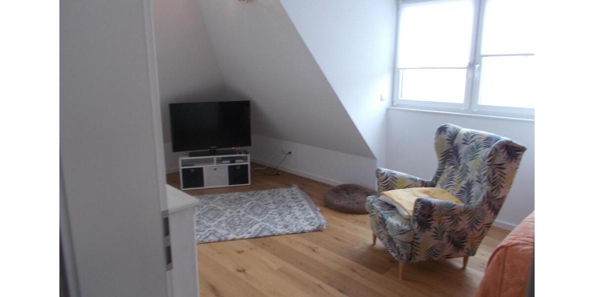 Doppelhaushälfte Gilching - 7 Zimmer, 137 m&sup2;, 2.750&euro; | Angebot:24889916