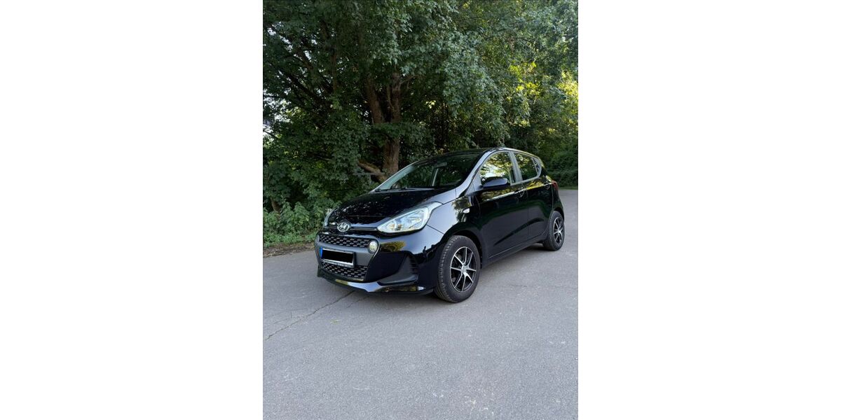 Hyundai i10 99.199 km 6.700 &euro; Saarbrücken 66132