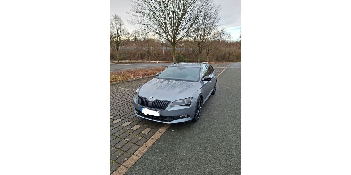Skoda Superb 141.100 km 19.600 &euro; Iserlohn 58638